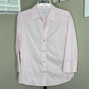 614 - Foxcroft NWOT Pink 3/4 Sleeve Button Down Shirt, Size Medium